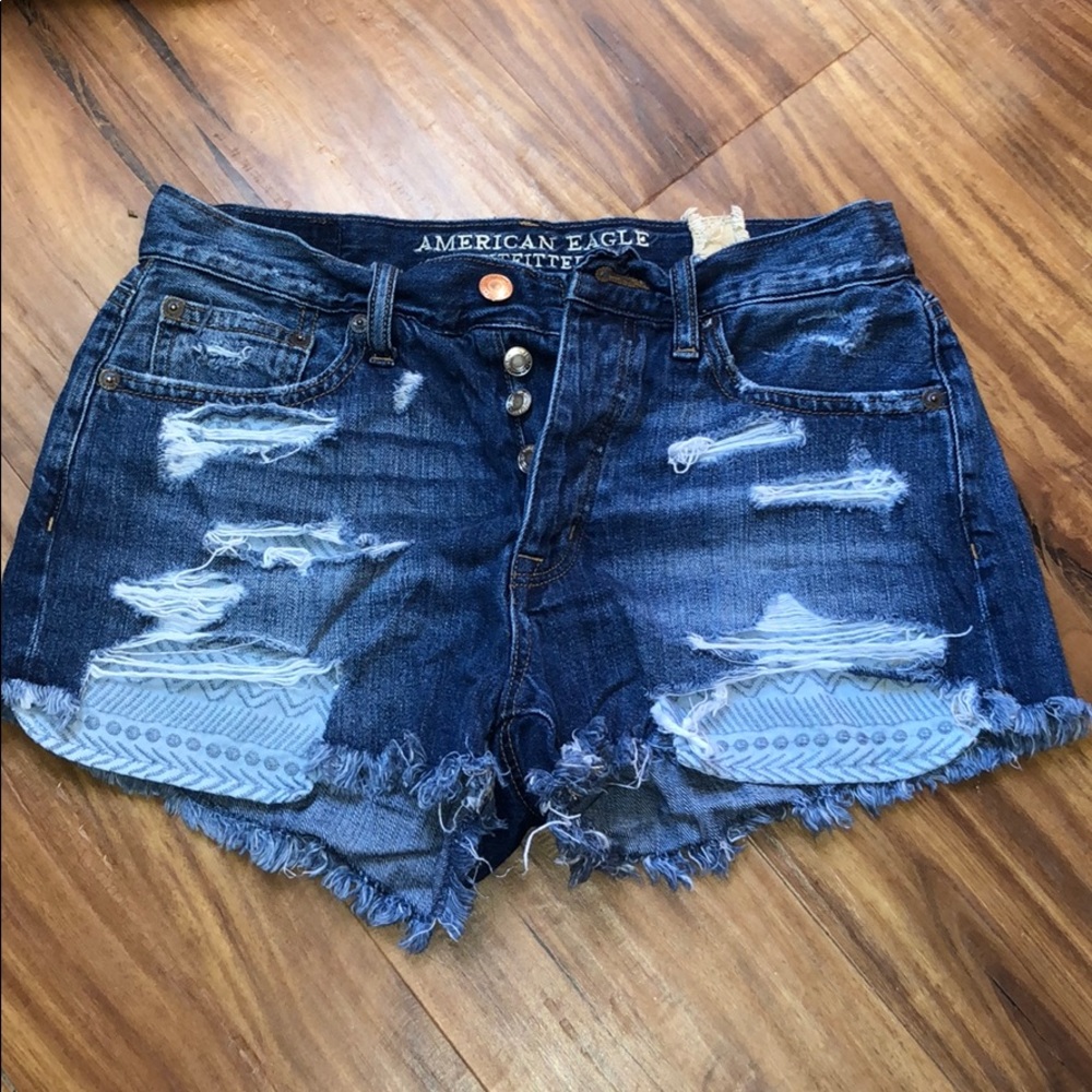 AEO VINTAGE HI-RISE FESTIVAL SHORTS🤩